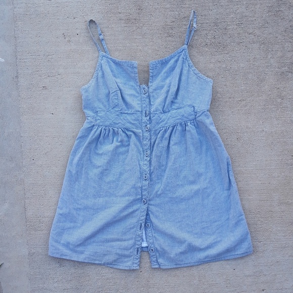 The Original Arizona Jean Co. Pinstriped Button Up - Picture 1 of 3